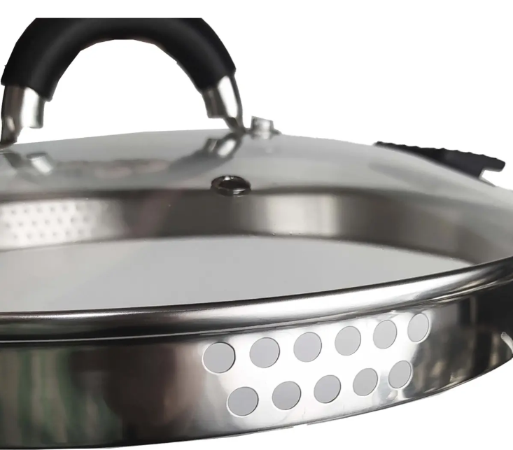 CACEROLA ACERO INOX ASAS SILICONA C/ESCALA INTERIOR Y TAPA COLADOR 24CM - foto 5